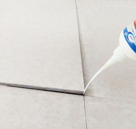 平泉瓷砖空鼓维修公司分享卫生间瓷砖脱落的原因可能有以下几点